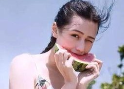 娱乐吃瓜头像图片女生,揭秘娱乐吃瓜头像中的魅力女生