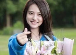 娱乐吃瓜徐娇是谁扮演的,从童星到时尚达人，她如何成为娱乐圈的“吃瓜女王”？