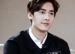 娱乐圈李易峰吃瓜